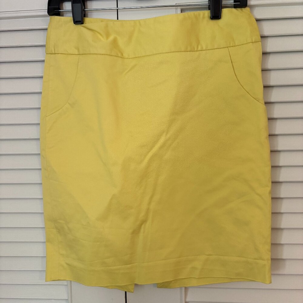 Yellow Studio 400 | The Limited Pencil Skirt | Size 2